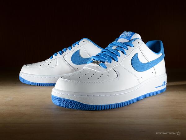 nike air force 1 footaction