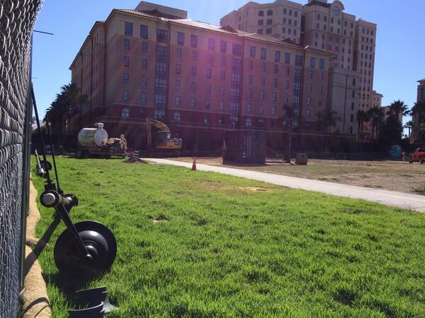 BIG construction begins @ <a href="/SJSU/">San José State University</a>:  $126-mil housing project designed to shatter the "commuter college" stereotype