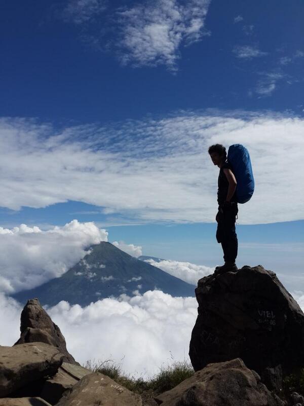 IlmanBedjo's tweet photo. Bahkan aku ragu sedang di dunia atau surga @infopendaki .. 😊 instagram : ilmanbedo http://t.co/If4uBQMYuR
