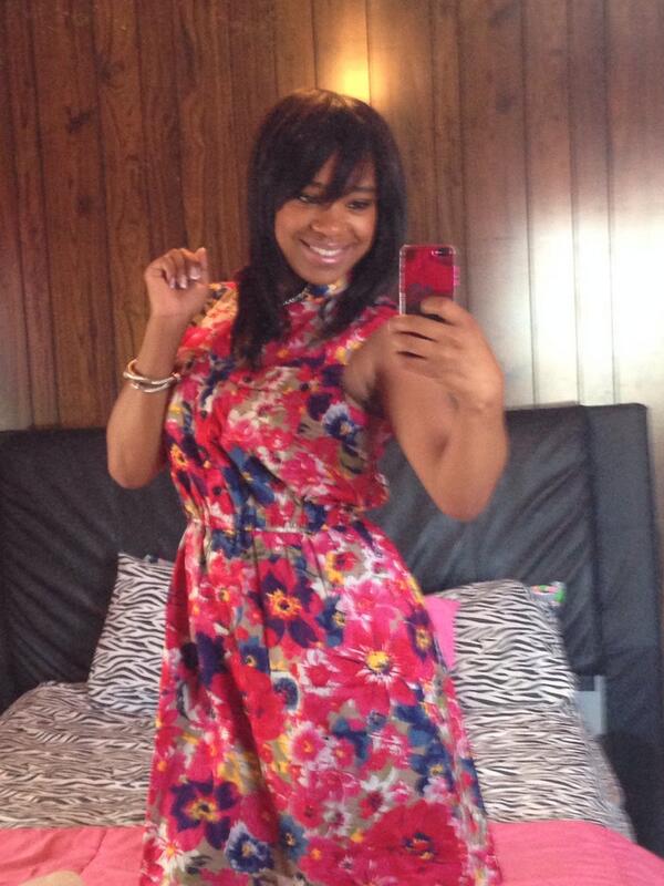 MsAlisha24's tweet photo. Who wants to sweet this cutie and help her day fly bye at work http://t.co/qAuMlRIjMJ