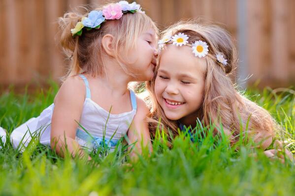 HPUKParents's tweet photo. Live in the moment, don't care what others think - the life lessons we can learn from toddlers http://t.co/WMhCc56xX9 http://t.co/aco6AAuZeL
