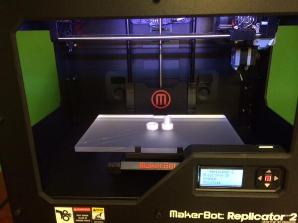abletool's tweet image. Say hello to our new Makerbot 3D printer! We built a working screw and nut in just a few minutes.  #3dprinting