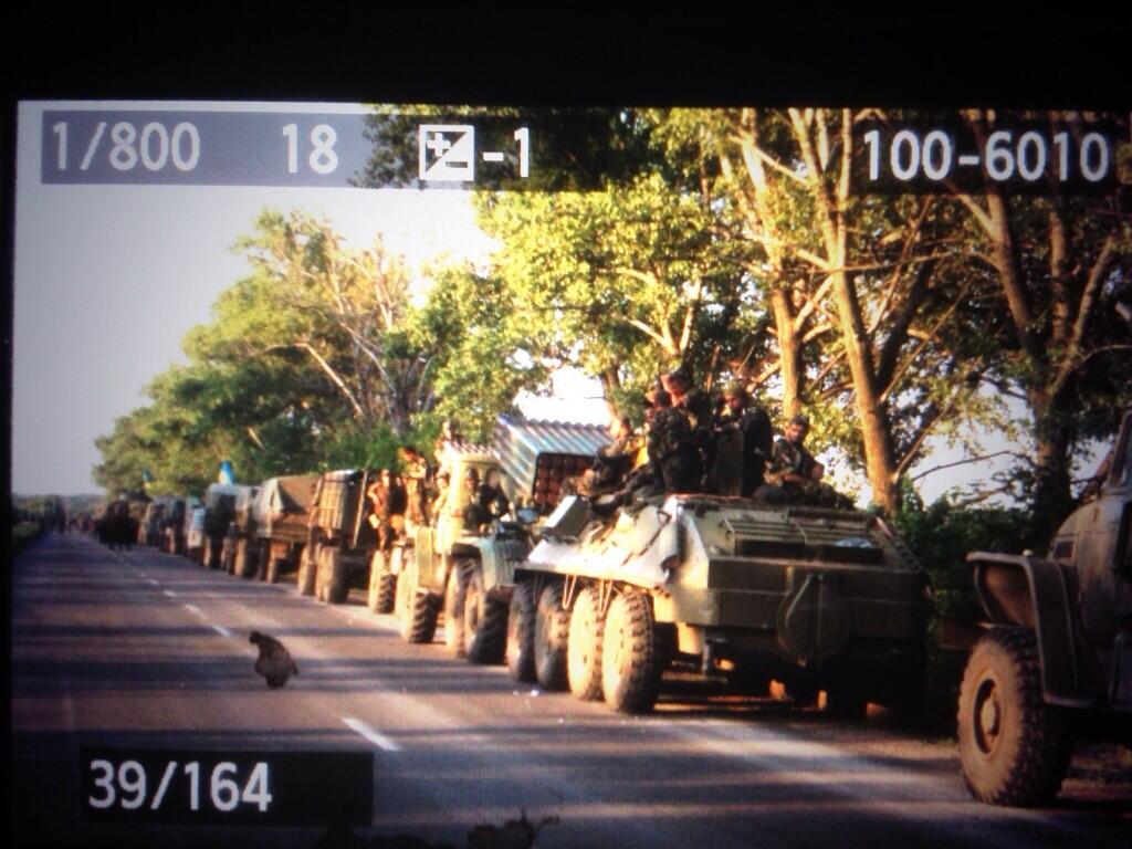 BsHk7QgIEAADxT_.jpg:large