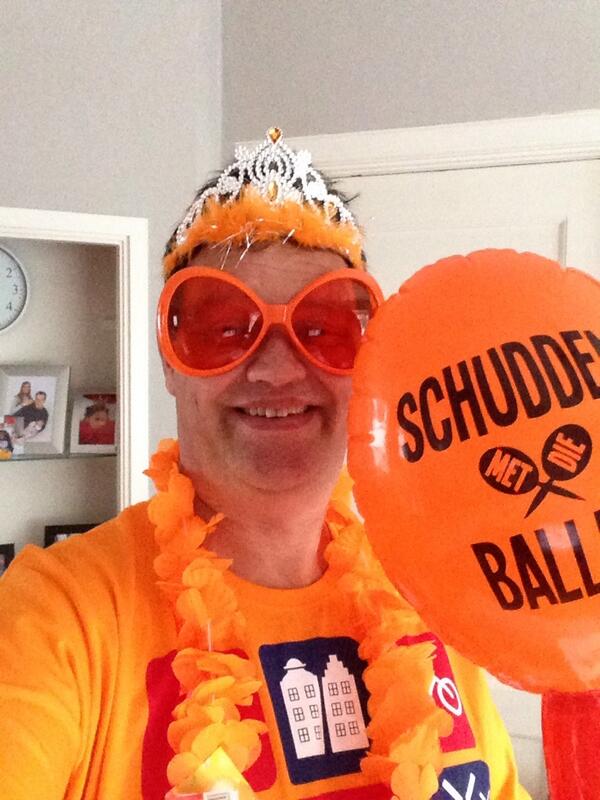 robs0409's tweet image. Ik ben wel klaar voor de overwinning. 2-1 voor nederland.