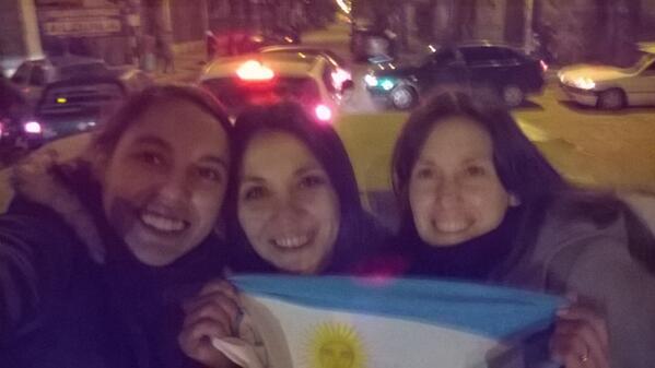 TATUGARCIA's tweet photo. Liberia festeja!!!! Vamos ARGENTINA!!!!!! http://t.co/s2pDfvM8fA