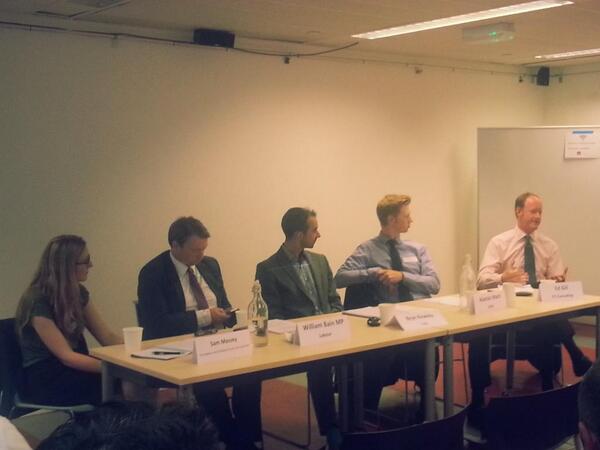 NetImpactUK's tweet image. Picture of sustainability: in depth and interesting discussion between government and business.