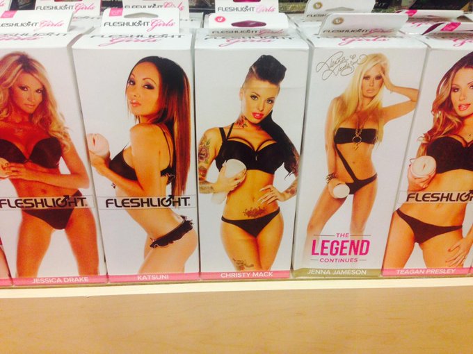 Went into a sexy sexy shop today and found my @Fleshlight. http://t.co/Hm1y9PCeM5<a href="/tag/mackmonday"class="tags"><span>#mackmonday</span></a>