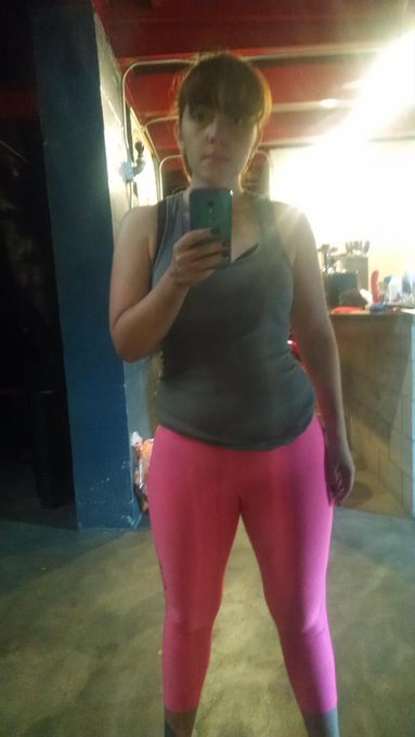 She lifts bro http://t.co/teMmsfYISd<a href="/tag/ass"class="tags"><span>#ass</span></a><a href="/tag/whooty"class="tags"><span>#whooty</span></a><a href="/tag/pawg"class="tags"><span>#pawg</span></a>
