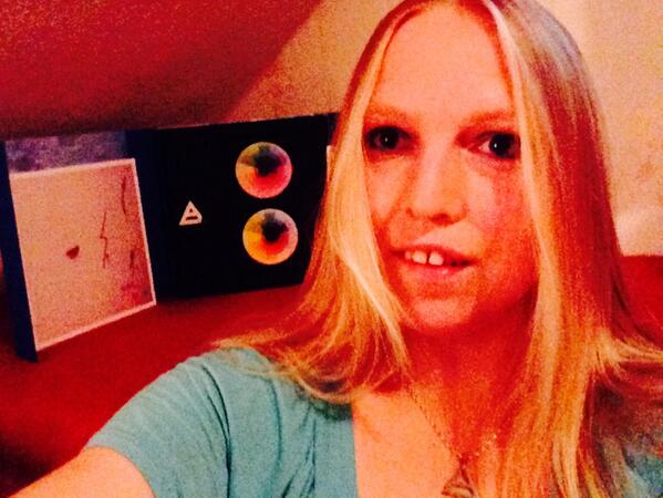 Jana27071978's tweet image. @MARSStore Looky Looky :) Love my signed LLFD #SuperDeluxeBoxSet ! It's truly amazing!