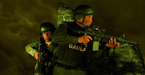 mindefensa's tweet photo. #Diase tiene nuevo director http://t.co/IGtDvBQFEs @PoliciaColombia http://t.co/e5xsKKehoH
