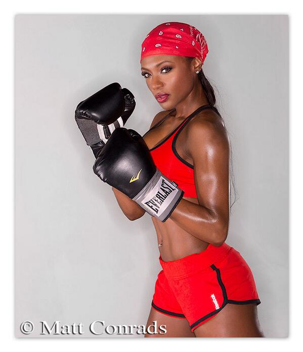 Marieblanchard's tweet photo. READY- SET- MATCH!  Doesn't feel like a #wednesday! #badgal #fitness #boxing theme shoot! #life Matt Conrads http://t.co/exyQNxGMg1