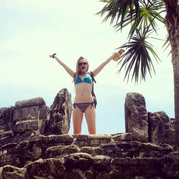 GrcilHrnndz's tweet image. Bring me back to Mexico ☀️👙⚓️#missingthepool #mexico #summer #xcaret #ruins