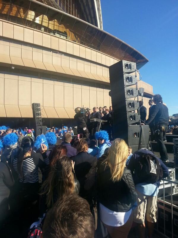 TripleMSydney's tweet photo. Luke Lewis thanks the fans #origin2014 #presentation #operahouse #newsroom http://t.co/9bURH3mTof