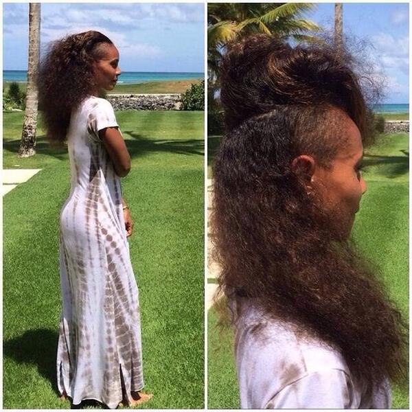 PostNaturals_'s tweet photo. Guuuuuurl 
@jadapsmith http://t.co/Gof3WQ8M2j