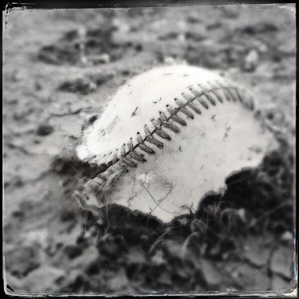 drewrog's tweet image. Half-dome #foundscenes #notyosemite #Hipstamatic #Tinto1884 #DTypePlate