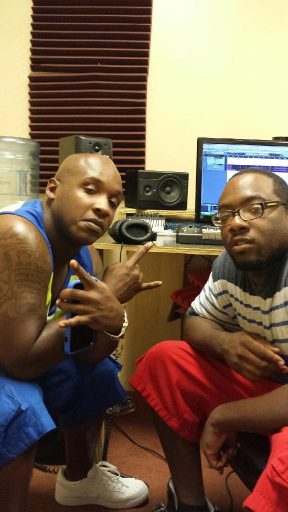 BeatHeavy's tweet image. My interview with $trictly Biz. Tune in on Sunday at 5p.m. and find out what we talked about.