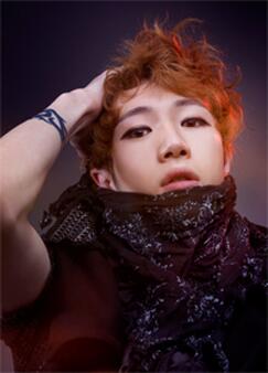 #KIRBTL #Robin Birth Name: Lee Hyung Geun (로빈)
Stage Name: Robin
Birthday: August 2, 1991
Position: Rapper