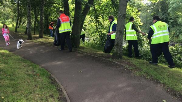 JamieMoghaddam's tweet photo. Ammanfords night team cleaning the betws falls this morning, another successful litter pic #1store1community http://t.co/iqLg3PLja3