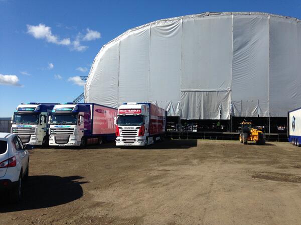bycl1975's tweet photo. Loading in at the main stage T in the Park http://t.co/fzyoaIBWhY
