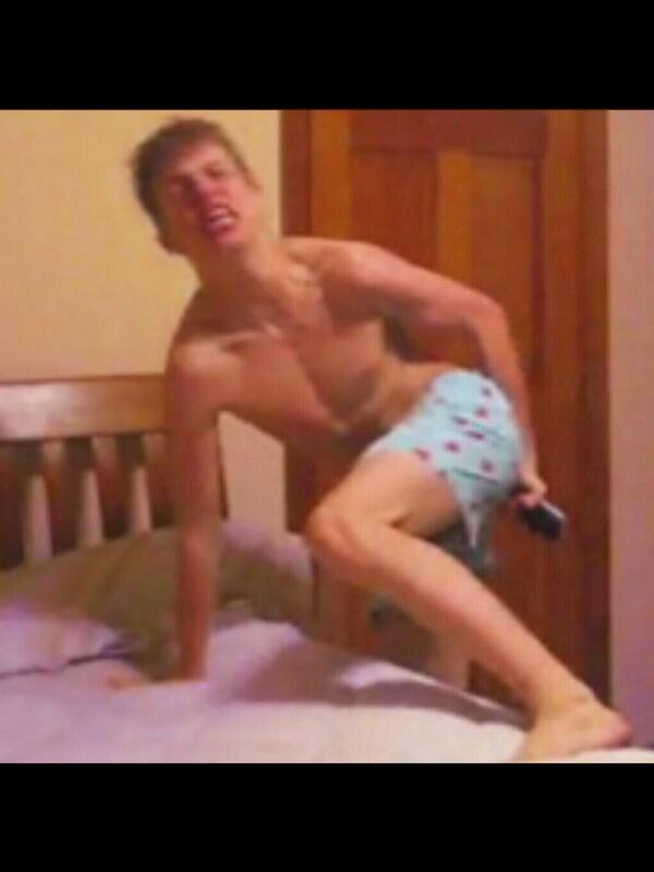 LuKProductions's tweet photo. @Dri0d lmao yeah ight haha http://t.co/EBOvkaiR3h