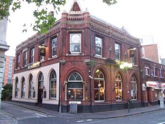 Set to be dry and warm!!! Who is coming to soak up the rays in our beer garden? #BeerGarden #portsmouth