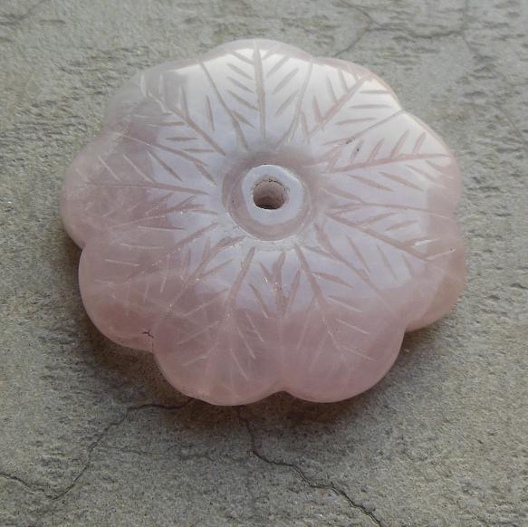 Rose quartz bead
etsy.com/listing/187263…
#RosequartzBead #FlowerBead #PinkgemstoneBead #CarvedBead #gemstoneBead