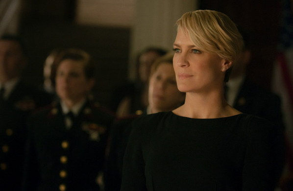 thedailybeast's tweet photo. If Robin Wright doesn't win for "House of Cards," someone's getting shoved in front of a train http://t.co/jGwWxh9np4 http://t.co/dBLBJo1CKK