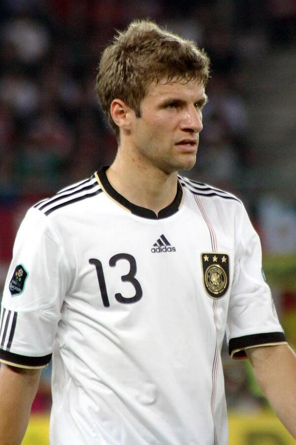 freddynossa's tweet photo. [ENCUESTA] ¿Quién ganará el #Mundial2014? 

#ARG ::::::RETWEET #Messi 

#GER :::::::FAVORITO #Müller 

Síguenos. http://t.co/RB9m6KPsMF