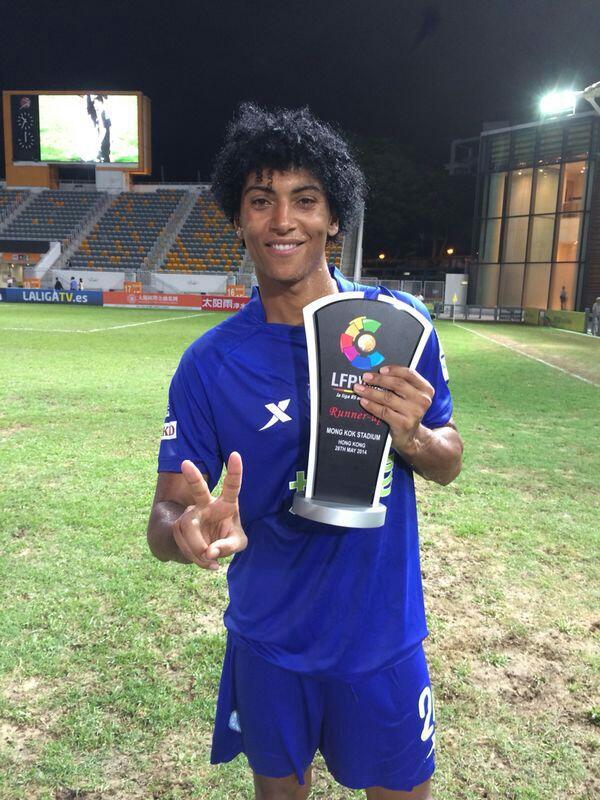 ivanzesono's tweet photo. Muy feliz por mi renovacion con mi equipo biu rangers 1division hong kong league 2014-2015 vamosss! !!!!!! http://t.co/O1lWkMDZbP