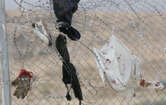 Si colaboras con <a href="/BarakaNador/">Proyecto Baraka</a> está en tu mano evitar esto goteo.org/project/proyec… #crowdfunding (Foto: <a href="/el_pais/">EL PAÍS</a>).