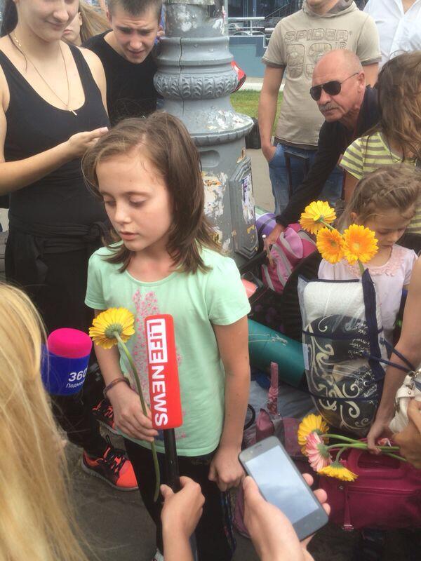 #Savedonbaspeople Общ.палата#МО по поручению губернатора оказывает помощь девочкам-гимнасткам из #Донбасс'а Встреча✌️
