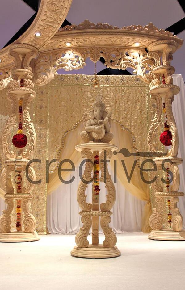 omcreatives's tweet photo. Add glamour to your special day with a great #wedding #decorations with @omcreatives  http://t.co/vRulq6hShj http://t.co/vkJVPiefNX
