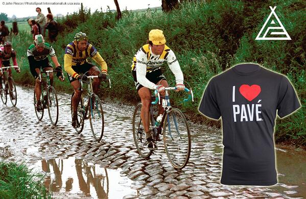 prendas's tweet image. To celebrate y'days stage, Follow &amp;amp; RT to be in with a chance of winning an "I LOVE PAVÉ" t-shirt! (ends 12/7)