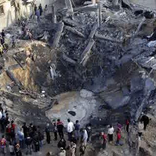 Hancur berkeping2 .. #SaveGaza