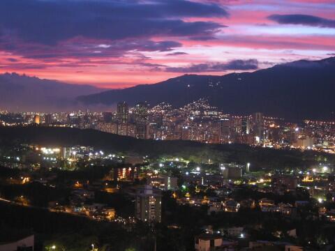 HBodyLife's tweet photo. Caracas The Capital Of Venezuela - http://t.co/MYKVYu81tT http://t.co/agb6g0Yifp