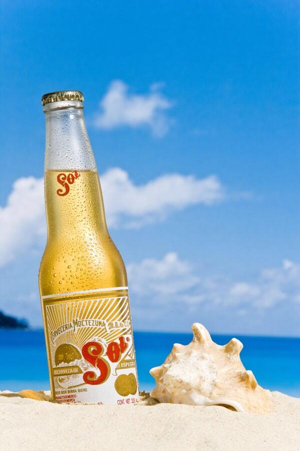 laterrazaoasis's tweet photo. Ufff que calor ,en días como esté a quien no le apetece una cerveza bien fría en nuestra @laterrazaoasis. http://t.co/5uGDuV6PQy