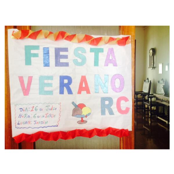 ResidencialCast's tweet photo. Mural realizado por nuestros queridos residentes! http://t.co/qfzKUMlnd1
