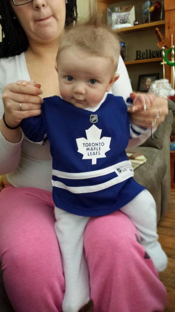 DaniBrixo's tweet photo. @BTtoronto #yurincanadawhen #yourincanadawhen http://t.co/w7unbDxb0g
