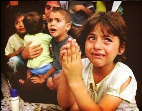 emremetinin's tweet photo. Filistinli masum çoçukların göz yaşları bunlar, onlar için bir dua'da sen et ! 
#TurkeyPrayingForGazze http://t.co/K6l6MXtial