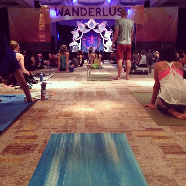 #tbt trying kundalini yoga for the first time at <a href="/WanderlustFest/">Wanderlust</a> #wlaspen #wlsnowmass