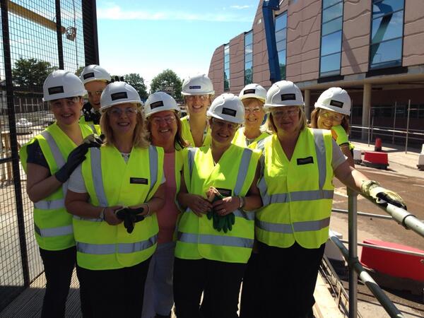 HayleyAlderHey's tweet image. The @AlderHeyCharity team are on the @Laing_ORourke site and looking forward to seeing our new hospital!