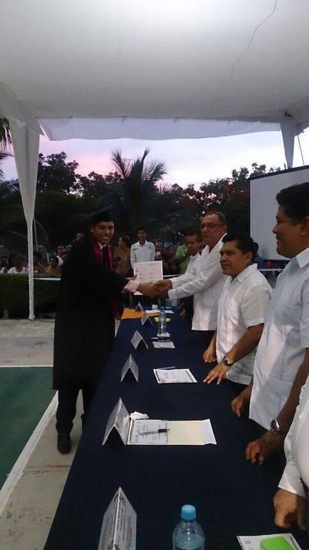 #Egresados del Plantel Tulum
<a href="/ccecyte/">Coordinación CECyTEs</a> <a href="/EduardoPatronAz/">Eduardo Patrón</a> <a href="/GilbardoMP/">Gilbardo montalvo</a> <a href="/sayonara2609/">Sayonara</a> 
Ver más goo.gl/vKG8ZQ