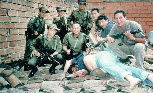 CNNWorldwide_'s tweet photo. BREAKING: Actor Steven Seagal killed by Mexican militia today after crossing the border to escape federal charges. http://t.co/iT8y8DBeQ9
