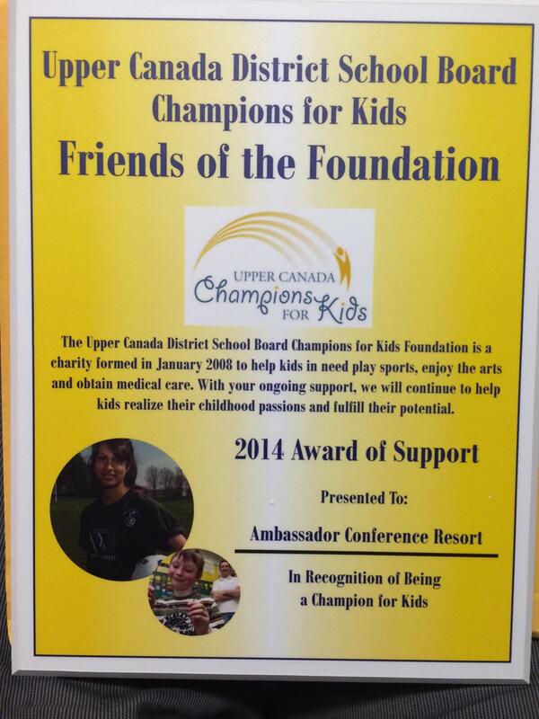 JRygk's tweet photo. Always proud to help kids! @UCDSB @DKT_UCDSB @Ambassadoresort http://t.co/udiyUvjq2V