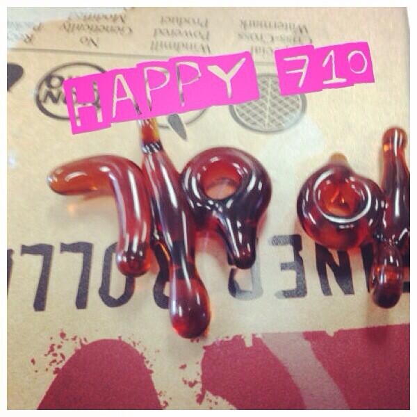 Meesh7101's tweet photo. #710 #dabs #hootsallday http://t.co/698niiRWxX
