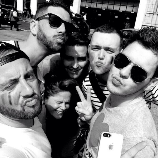 Dublin pride fun with friends #pride #dublinpride #friends #irishlads #irishpeople #Dublin #gaypride #gayfriends