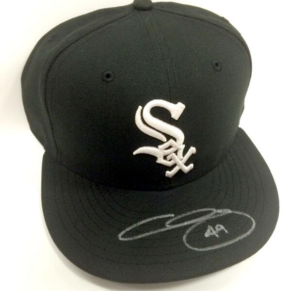 whitesox's tweet image. If this gets 1,000 RTs, we're giving away a #TargetSale signed hat. LET'S. GO. #VoteRendon #whiff