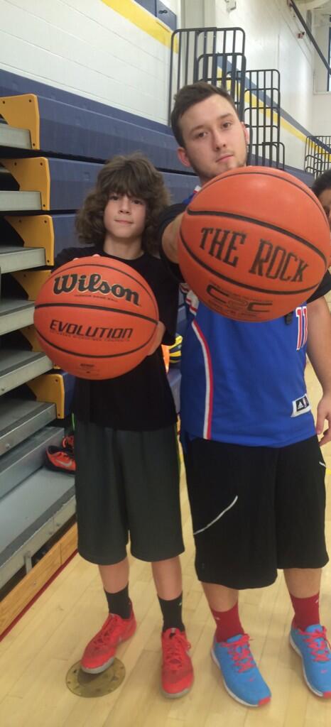mikeytwos's tweet image. Future of spencerport hoops #bronbron #ballhard #camp
