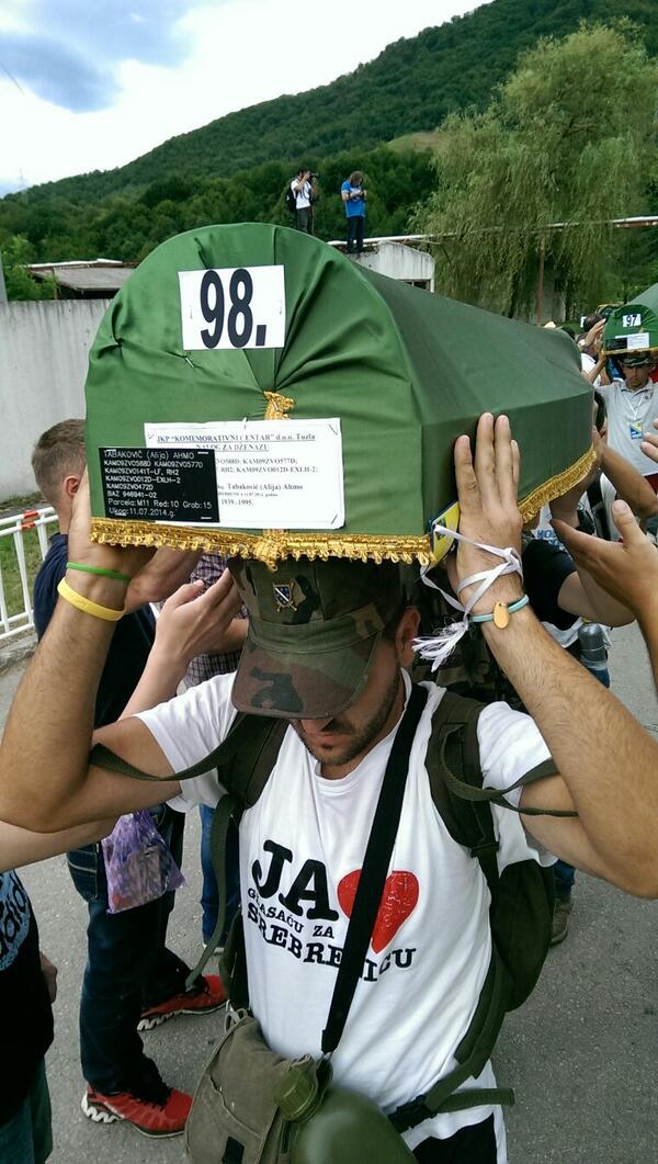 SSejfovic's tweet photo. Tuga @ Srebrenica http://t.co/kXVFMPIVOf