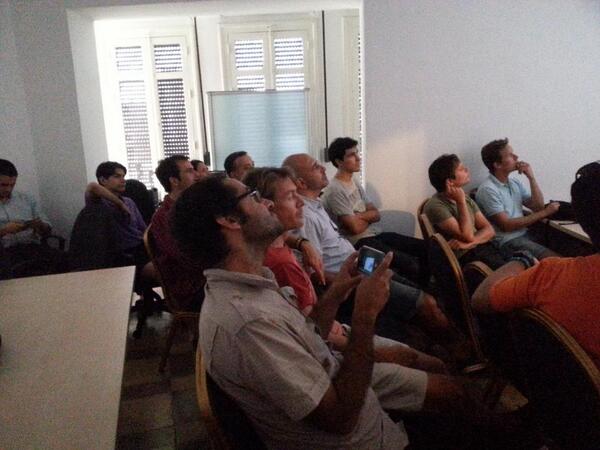 Comieza la 2da jornada #programadoresmalaga con Alejandro Garrote de @solbyte.